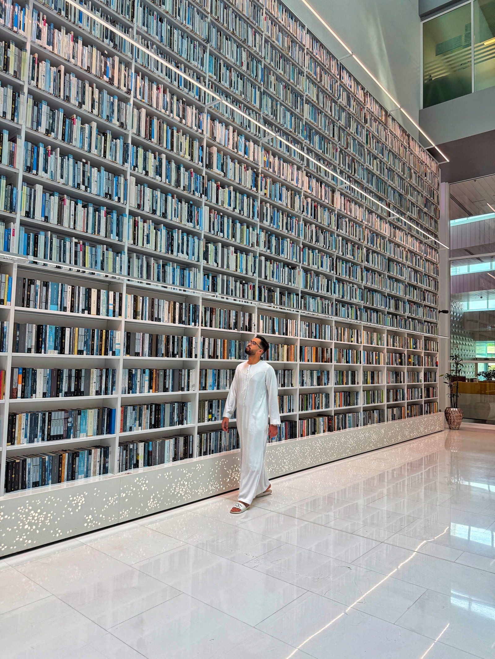 Buy Instagram followers Dubai UAE — InstaKhaleej